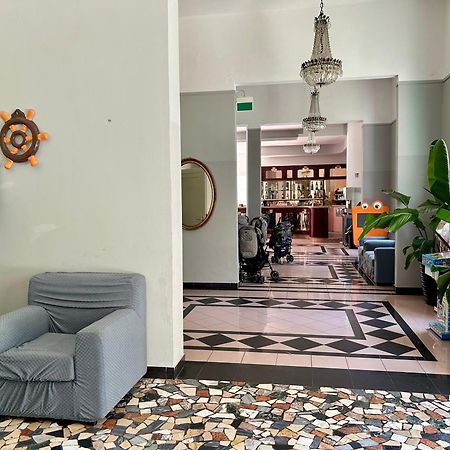 Hotel Loris - Valentini Family Village Белариа-Игеа Марина Екстериор снимка